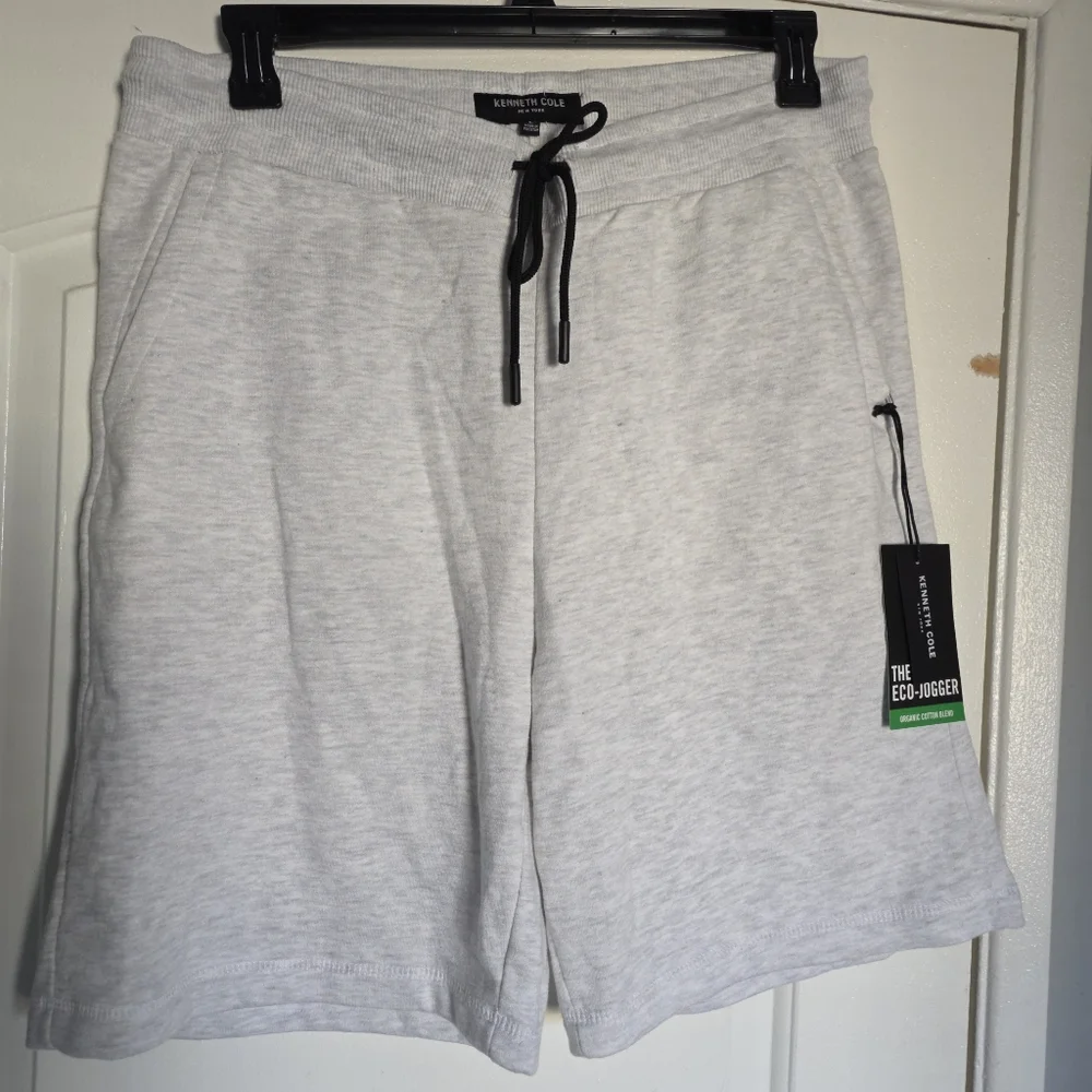 Men's Kenneth Cole Shorts L The Echo Jogger Organic